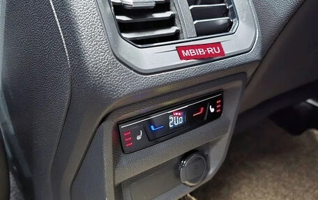 Volkswagen Tiguan II, 2021 год, 3 300 010 рублей, 19 фотография