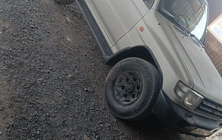 Mitsubishi Pajero III рестайлинг, 1998 год, 985 000 рублей, 2 фотография