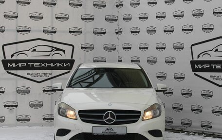 Mercedes-Benz A-Класс, 2013 год, 1 170 000 рублей, 3 фотография