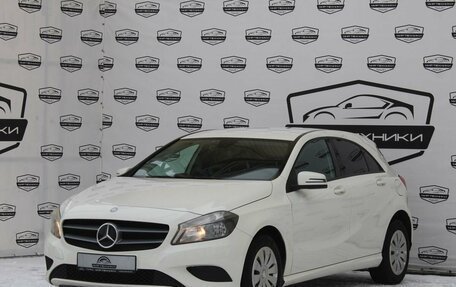 Mercedes-Benz A-Класс, 2013 год, 1 170 000 рублей, 2 фотография