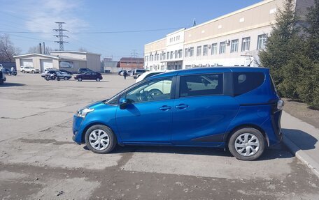 Toyota Sienta II, 2015 год, 1 200 000 рублей, 4 фотография