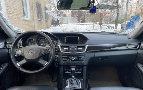 Mercedes-Benz E-Класс, 2009 год, 1 380 000 рублей, 12 фотография