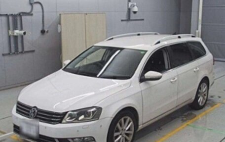 Volkswagen Passat B7, 2013 год, 890 000 рублей, 1 фотография