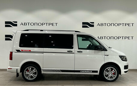 Volkswagen Caravelle T6 рестайлинг, 2016 год, 2 199 000 рублей, 8 фотография