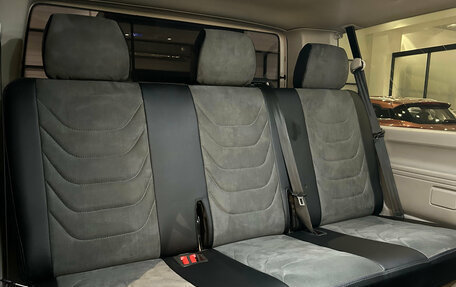 Volkswagen Caravelle T6 рестайлинг, 2016 год, 2 199 000 рублей, 16 фотография