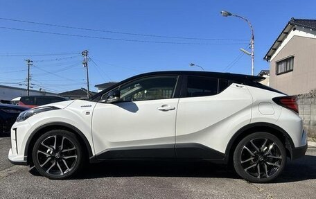 Toyota C-HR I рестайлинг, 2016 год, 1 473 000 рублей, 7 фотография
