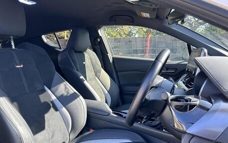 Toyota C-HR I рестайлинг, 2016 год, 1 473 000 рублей, 11 фотография