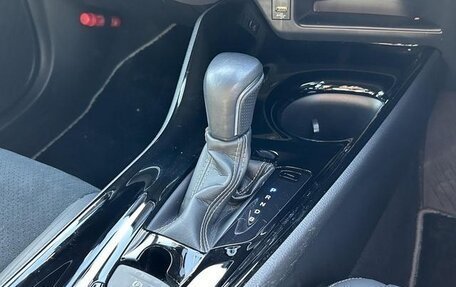 Toyota C-HR I рестайлинг, 2016 год, 1 473 000 рублей, 20 фотография