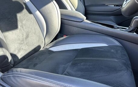 Toyota C-HR I рестайлинг, 2016 год, 1 473 000 рублей, 12 фотография