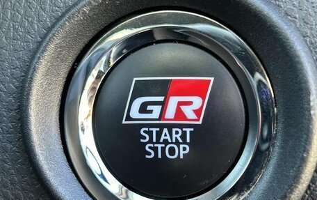 Toyota C-HR I рестайлинг, 2016 год, 1 473 000 рублей, 27 фотография