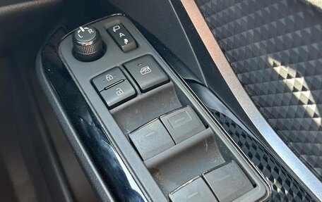 Toyota C-HR I рестайлинг, 2016 год, 1 473 000 рублей, 25 фотография