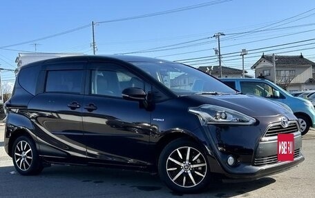 Toyota Sienta II, 2017 год, 1 219 000 рублей, 3 фотография