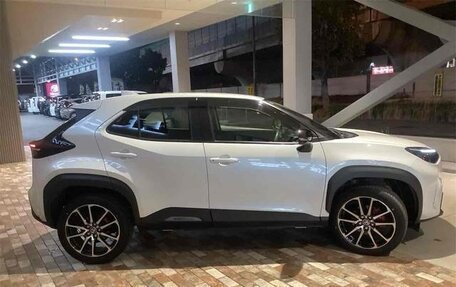 Toyota Yaris Cross, 2023 год, 1 793 000 рублей, 5 фотография