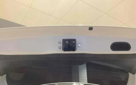 Toyota Yaris Cross, 2023 год, 1 793 000 рублей, 22 фотография