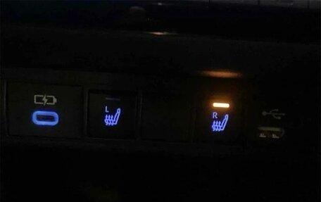 Toyota Yaris Cross, 2023 год, 1 793 000 рублей, 36 фотография