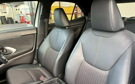 Toyota Yaris Cross, 2023 год, 1 855 000 рублей, 24 фотография