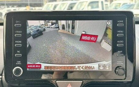 Toyota Yaris Cross, 2023 год, 1 855 000 рублей, 12 фотография