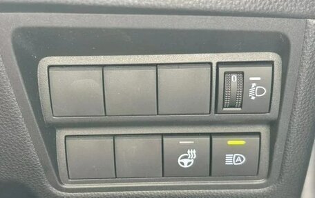 Toyota Yaris Cross, 2023 год, 1 855 000 рублей, 35 фотография