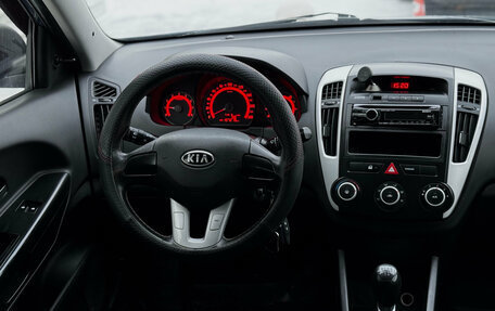 KIA cee'd I рестайлинг, 2010 год, 549 000 рублей, 16 фотография