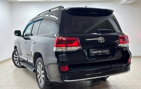 Toyota Land Cruiser 200, 2016 год, 5 185 000 рублей, 4 фотография