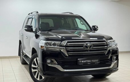 Toyota Land Cruiser 200, 2016 год, 5 185 000 рублей, 3 фотография