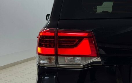 Toyota Land Cruiser 200, 2016 год, 5 185 000 рублей, 10 фотография