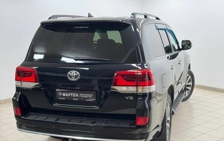 Toyota Land Cruiser 200, 2016 год, 5 185 000 рублей, 9 фотография