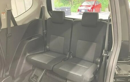 Toyota Sienta II, 2022 год, 1 425 000 рублей, 25 фотография