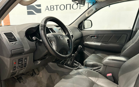 Toyota Hilux VII, 2012 год, 1 499 000 рублей, 14 фотография