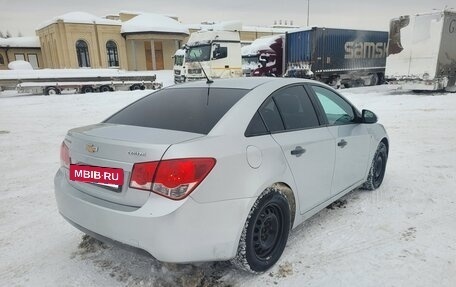 Chevrolet Cruze II, 2009 год, 585 000 рублей, 5 фотография