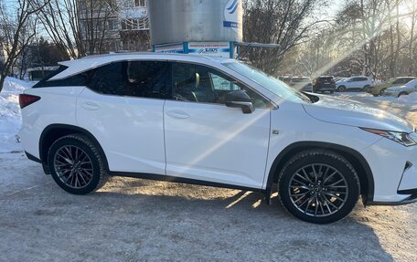 Lexus RX IV рестайлинг, 2018 год, 4 300 000 рублей, 7 фотография