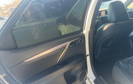 Lexus RX IV рестайлинг, 2018 год, 4 300 000 рублей, 16 фотография