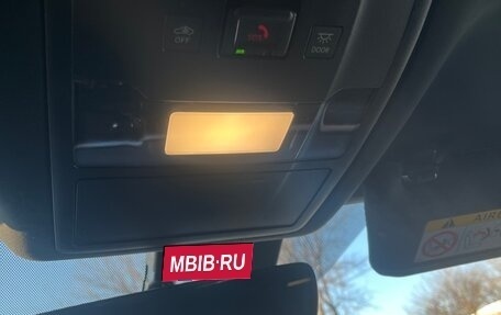 Lexus RX IV рестайлинг, 2018 год, 4 300 000 рублей, 14 фотография