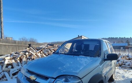 Chevrolet Niva I рестайлинг, 2014 год, 443 775 рублей, 2 фотография