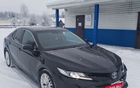 Toyota Camry, 2018 год, 2 350 000 рублей, 2 фотография