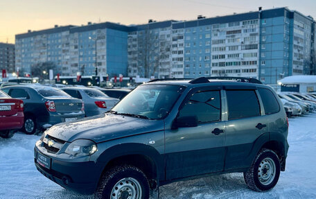 Chevrolet Niva I рестайлинг, 2019 год, 779 000 рублей, 2 фотография