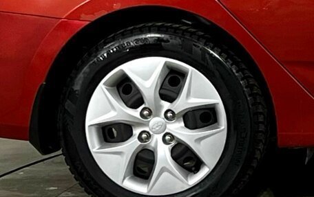 Hyundai Solaris II рестайлинг, 2015 год, 760 000 рублей, 23 фотография