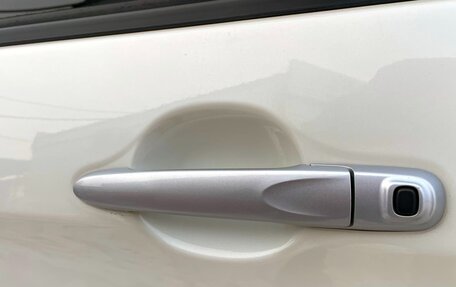 Toyota Roomy I, 2017 год, 1 099 888 рублей, 12 фотография