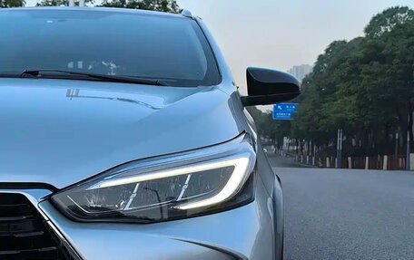 Toyota Yaris XP150 рестайлинг, 2022 год, 1 000 000 рублей, 8 фотография