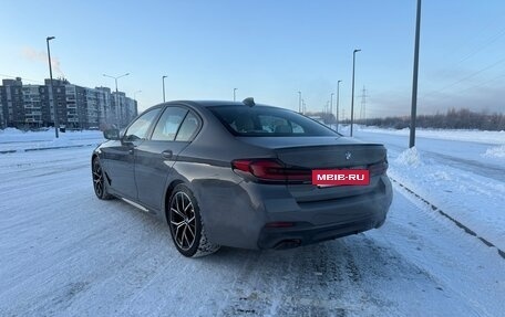 BMW 5 серия, 2021 год, 5 800 000 рублей, 3 фотография
