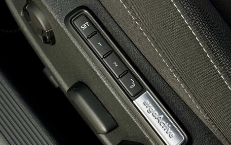 Volkswagen Golf VIII, 2022 год, 2 050 000 рублей, 13 фотография