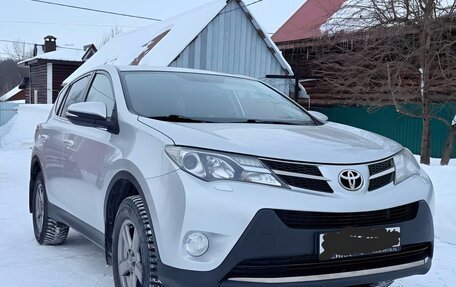 Toyota RAV4, 2013 год, 1 690 000 рублей, 3 фотография
