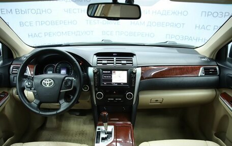 Toyota Camry, 2012 год, 1 550 000 рублей, 11 фотография