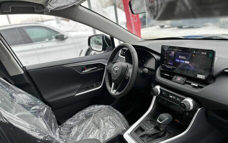 Toyota RAV4, 2025 год, 4 080 000 рублей, 16 фотография