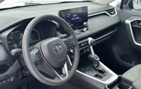 Toyota RAV4, 2025 год, 4 080 000 рублей, 10 фотография