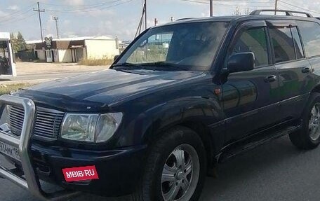 Toyota Land Cruiser 100 рестайлинг 2, 1999 год, 1 590 000 рублей, 2 фотография