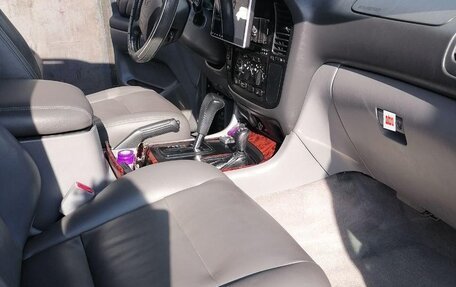 Toyota Land Cruiser 100 рестайлинг 2, 1999 год, 1 590 000 рублей, 13 фотография