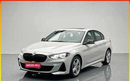 BMW 1 серия, 2022 год, 1 650 000 рублей, 1 фотография