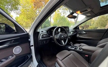 BMW 1 серия, 2022 год, 1 900 000 рублей, 8 фотография