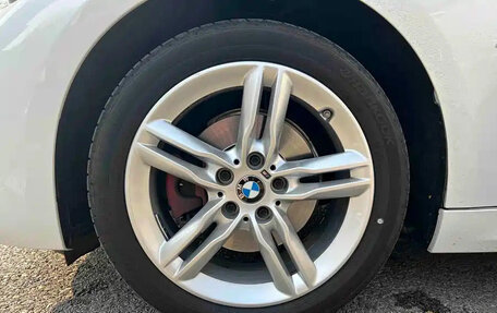 BMW 1 серия, 2022 год, 1 900 000 рублей, 26 фотография